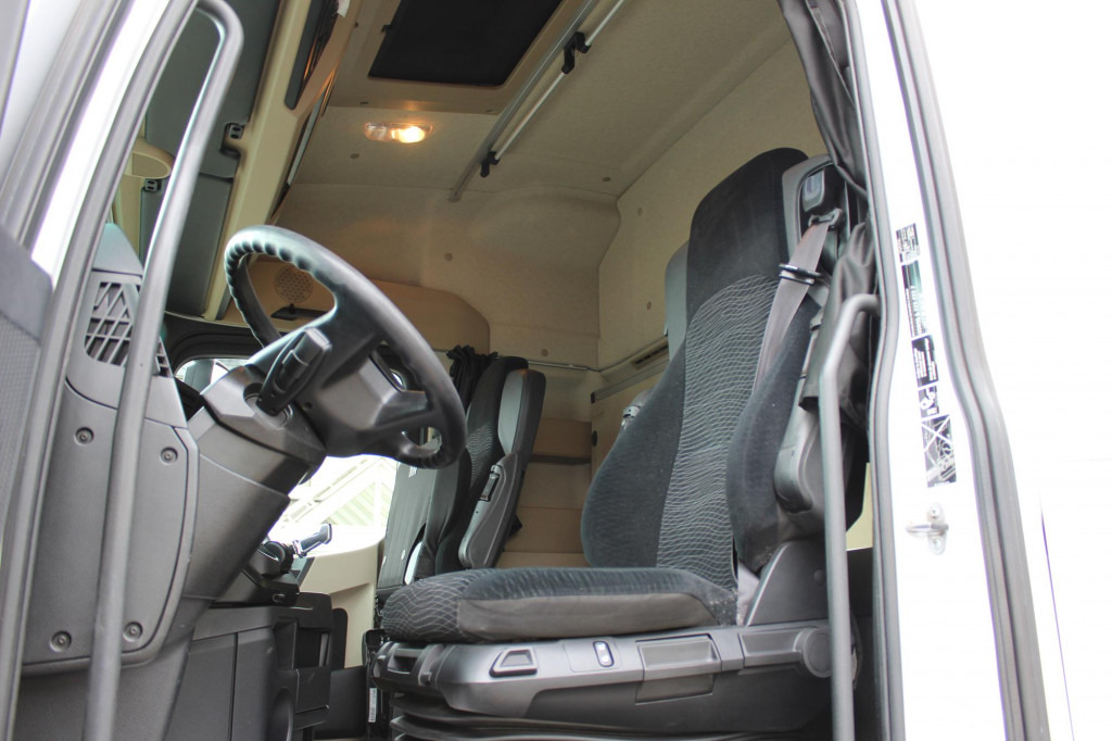 Mercedes-Benz Actros 1845 E6   ACC  LDW  Kühlbox  Vollspoiler - Cabeza tractora: foto 4 Mercedes-Benz Actros 1845 E6   ACC  LDW  Kühlbox  Vollspoiler - Cabeza tractora: foto 4