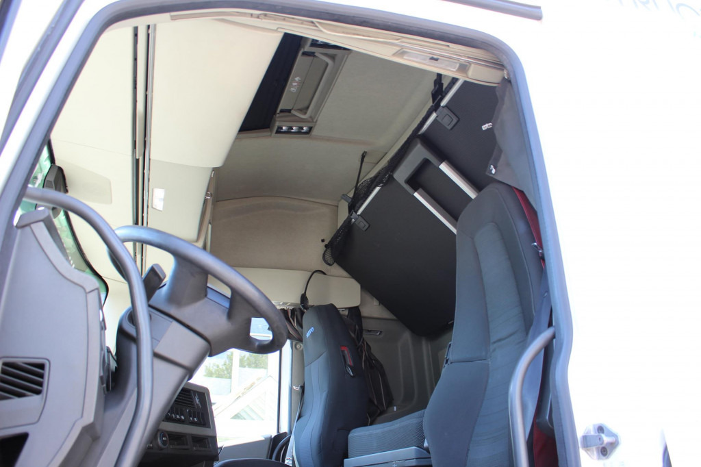 Volvo FH 460 E6 Globetrotter 2 Tanks i-Park Cool - Cabeza tractora: foto 3 Volvo FH 460 E6 Globetrotter 2 Tanks i-Park Cool - Cabeza tractora: foto 3