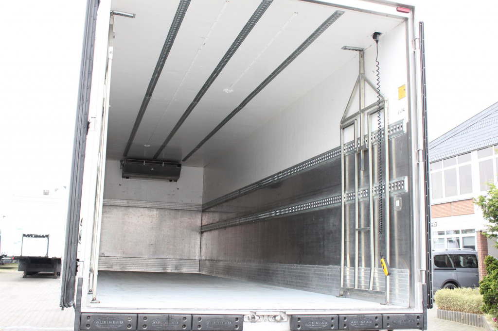 Daf LF 310 E6 Carrier Supra 1050 Tür+LBW Strom FRC - Camión frigorífico: foto 2 Daf LF 310 E6 Carrier Supra 1050 Tür+LBW Strom FRC - Camión frigorífico: foto 2