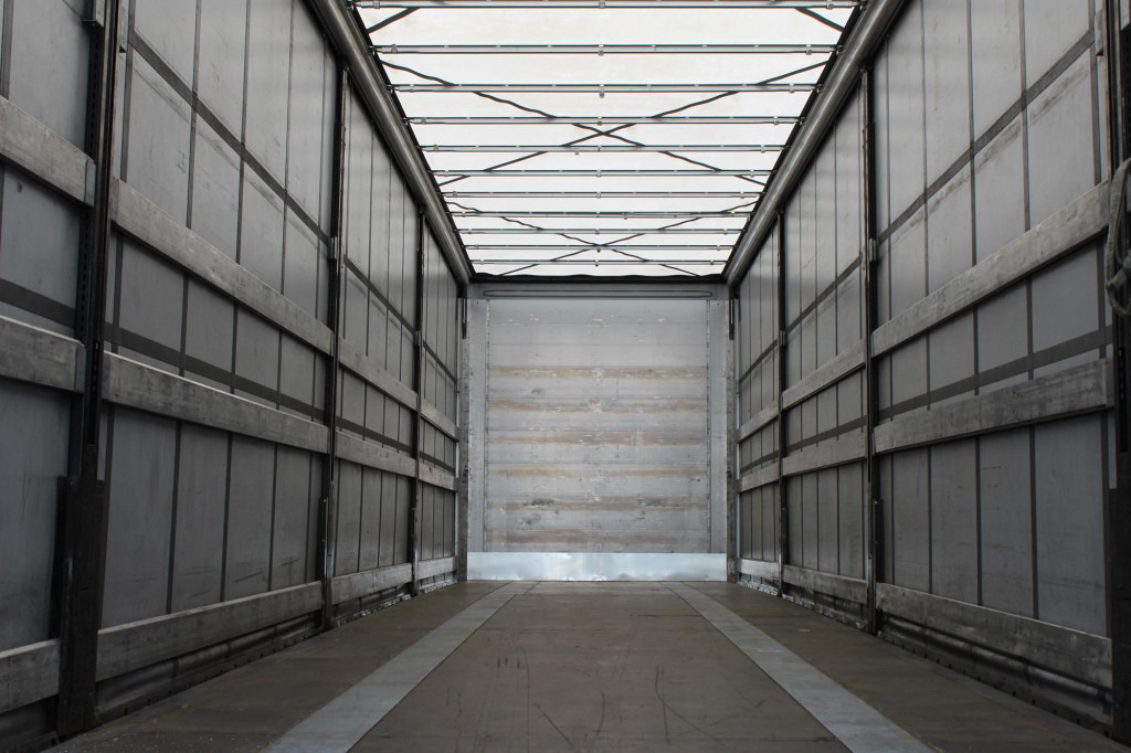 KOEGEL Standard Plane Liftachse Edscha Miete-Rent - Semirremolque lona: foto 2 KOEGEL Standard Plane Liftachse Edscha Miete-Rent - Semirremolque lona: foto 2