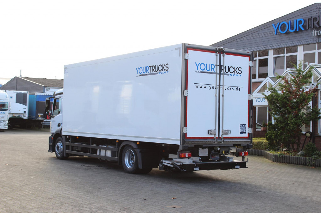 Camión frigorífico Mercedes-Benz Actros 1830 E6 TK T-1200R Multi Bi-Temp LBW AHK: foto 12 Camión frigorífico Mercedes-Benz Actros 1830 E6 TK T-1200R Multi Bi-Temp LBW AHK: foto 12