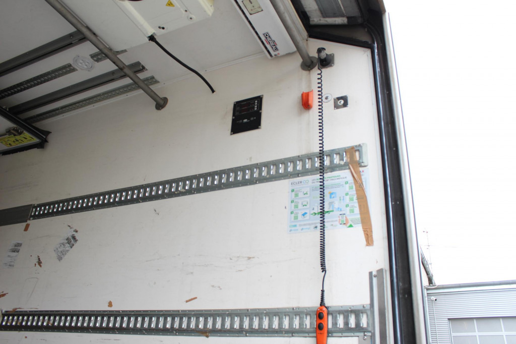 Mercedes-Benz Antos 2536 E6 CS 1250Mt Tri-temp LBW TW ATP - Camión frigorífico: foto 5 Mercedes-Benz Antos 2536 E6 CS 1250Mt Tri-temp LBW TW ATP - Camión frigorífico: foto 5