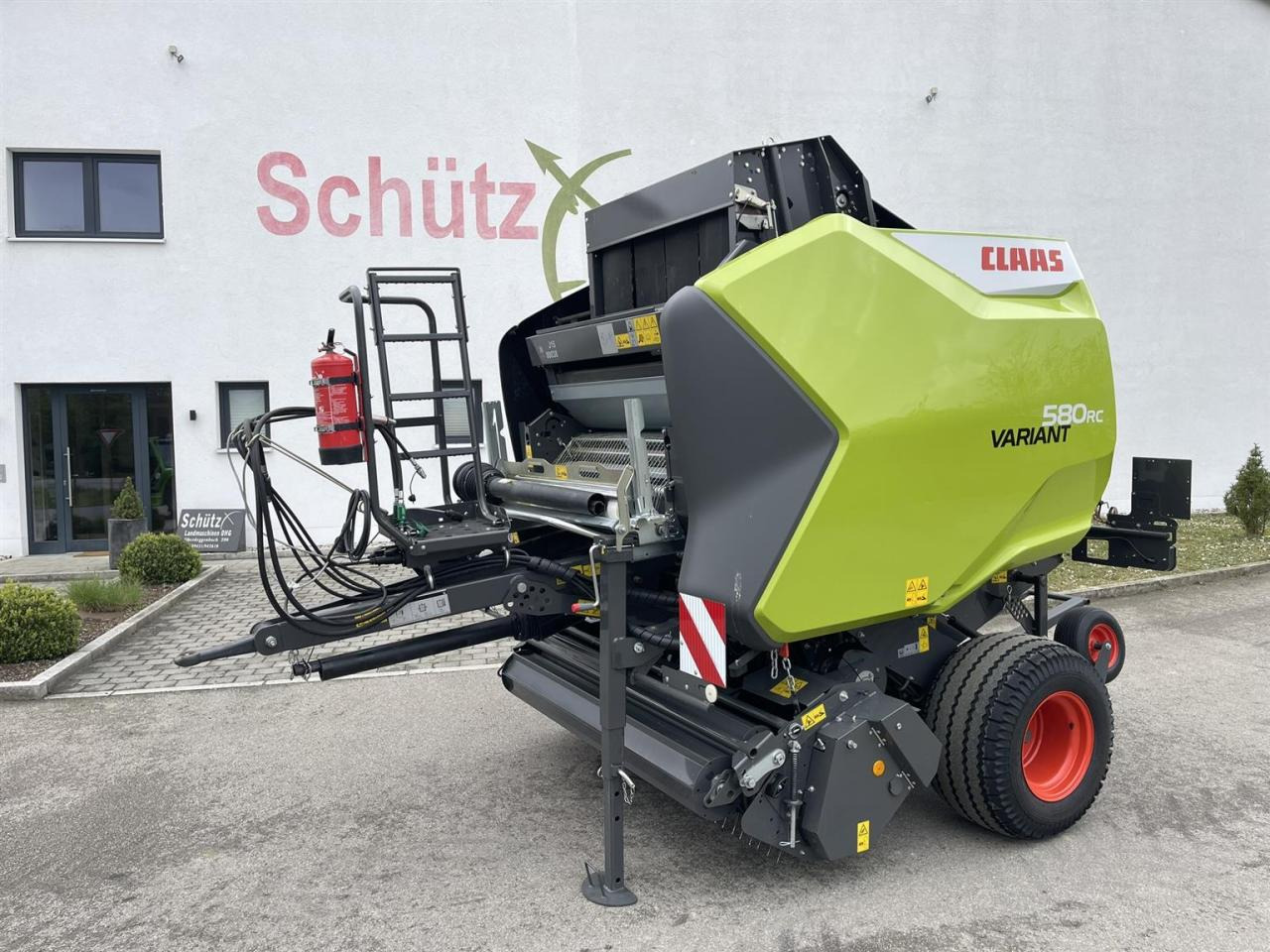CLAAS neuwertige Rundballenpresse Variant 580 RC Pro, ca. 1003 Ballen, Baujahr 2023 - Rotoempacadora: foto 1 CLAAS neuwertige Rundballenpresse Variant 580 RC Pro, ca. 1003 Ballen, Baujahr 2023 - Rotoempacadora: foto 1