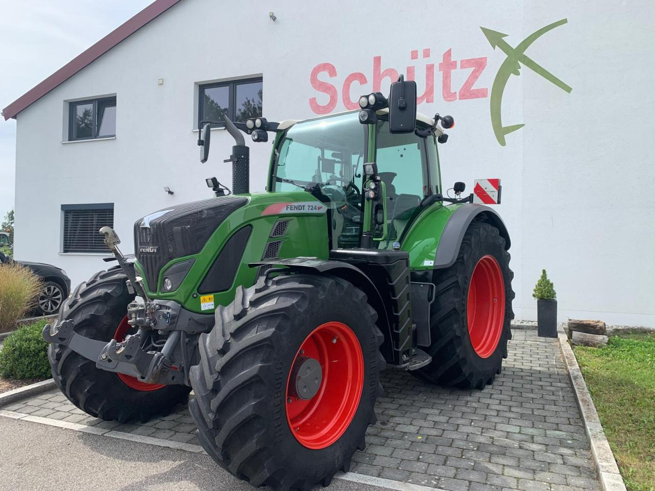 Fendt 724 Vario Power Plus mit GPS - Tractor: foto 1 Fendt 724 Vario Power Plus mit GPS - Tractor: foto 1