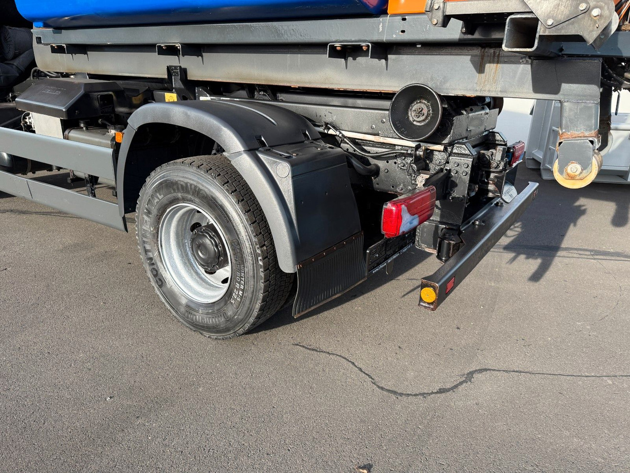 MAN TGA 18.360 4x4 Winterdienst Meiller Abroller - Camión multibasculante: foto 5 MAN TGA 18.360 4x4 Winterdienst Meiller Abroller - Camión multibasculante: foto 5