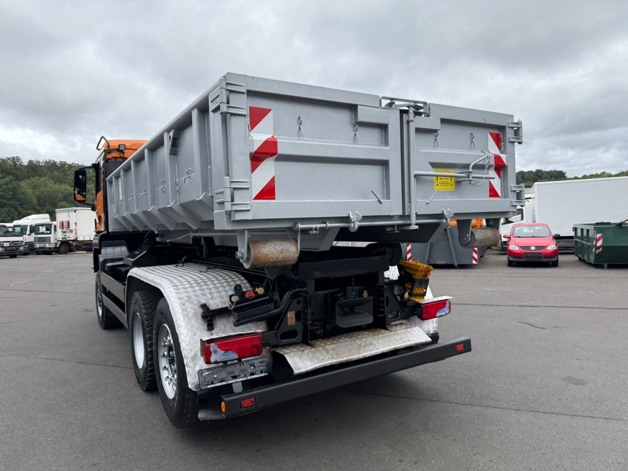 MAN TGS 28.360 6x4-4BL Meiller RK20.55 Winterdienst - Camión multibasculante: foto 4 MAN TGS 28.360 6x4-4BL Meiller RK20.55 Winterdienst - Camión multibasculante: foto 4