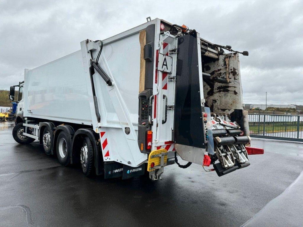 Camión de basura nuevo Mercedes-Benz Arocs 3243 8x2 Faun Variopress II 528 V19 Mercedes-Benz Arocs 3243 8x2 Faun Variopress II 528 V19: foto 8