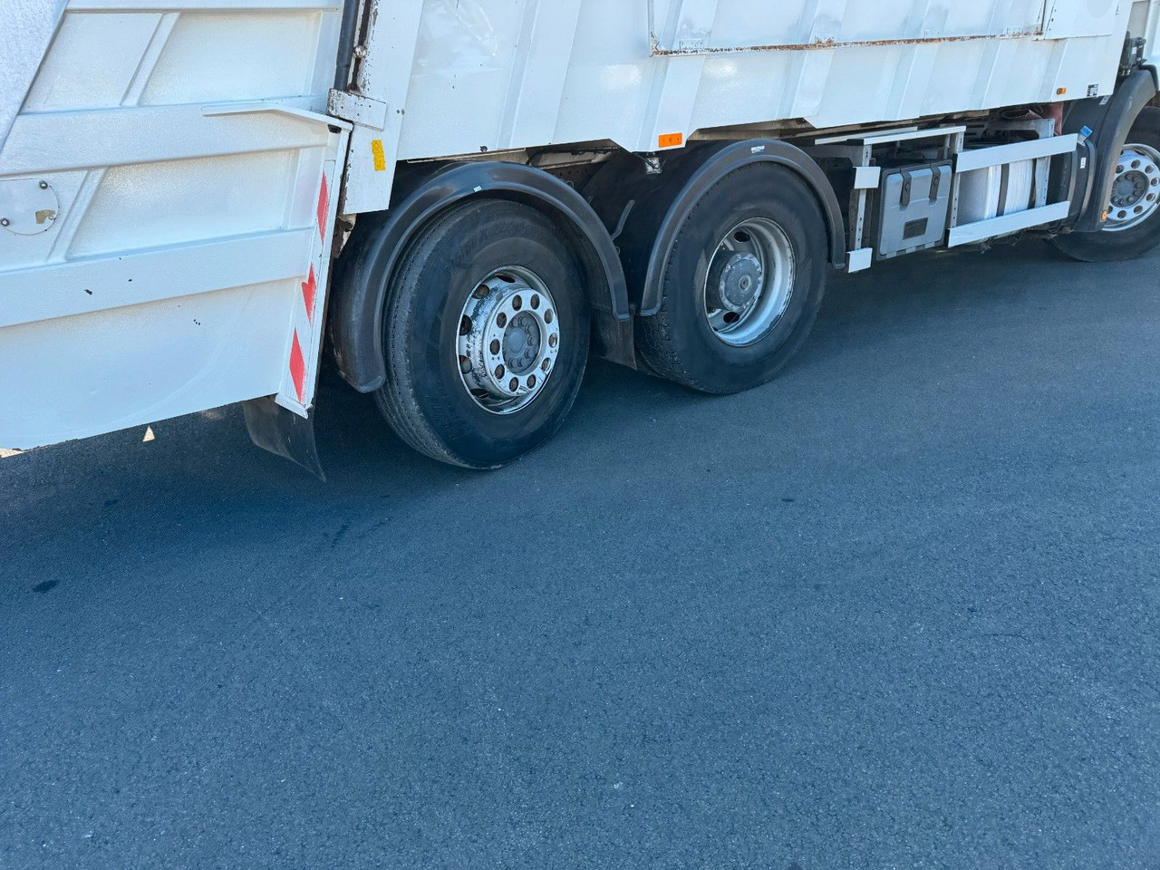 Camión de basura Mercedes-Benz Econic 2633 6x2 Faun Variopress 522 + Zoeller: foto 7