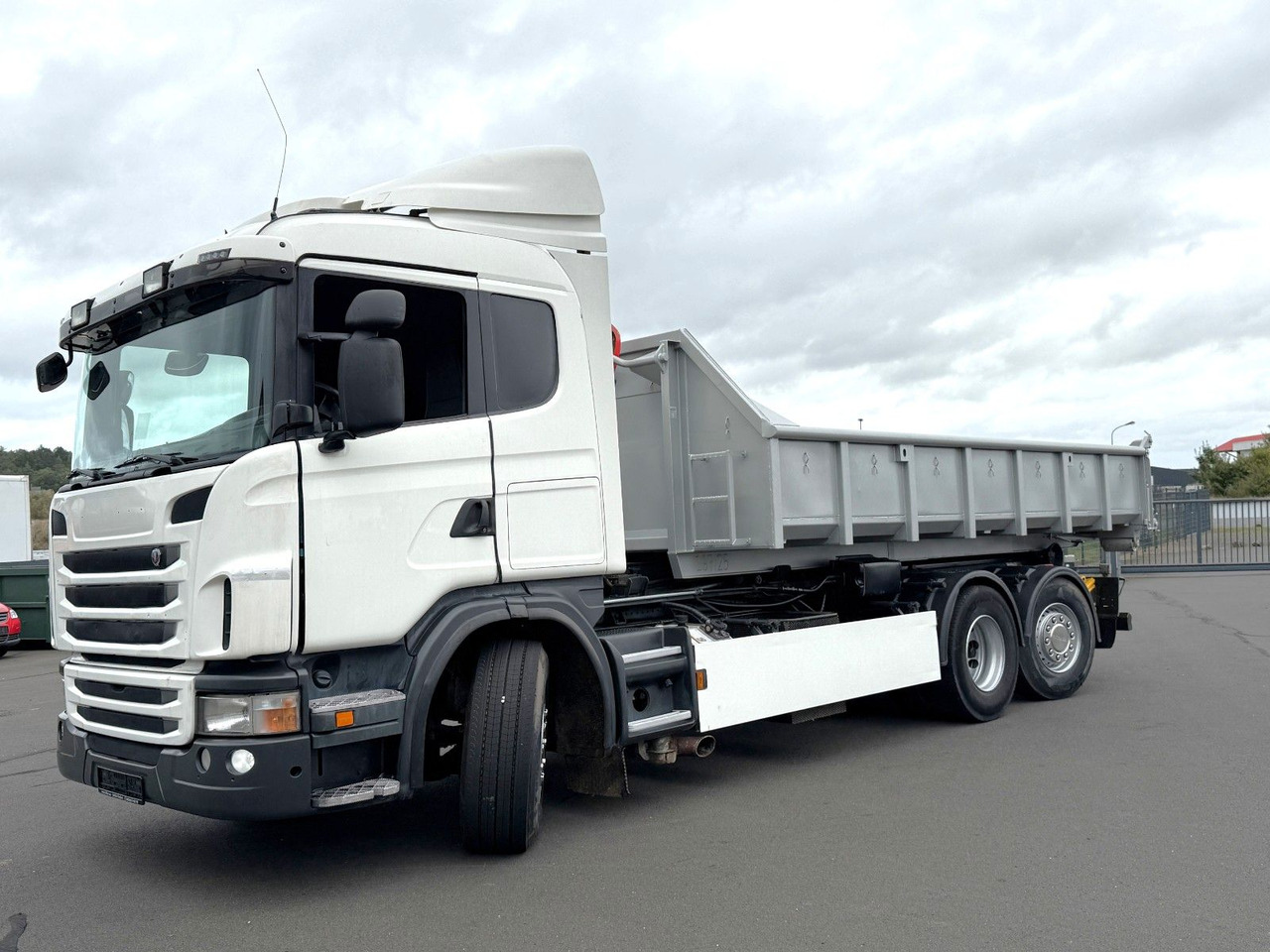 Scania G 440 LB 6x2 Knickhaken Retarder, Klima - Camión multibasculante: foto 1 Scania G 440 LB 6x2 Knickhaken Retarder, Klima - Camión multibasculante: foto 1
