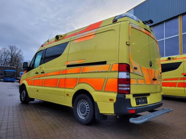 MERCEDES – BENZ SPRINTER 2.2D AMBULANCE (PROFILE) KLIMA 11.2014 EURO 5 - Ambulancia: foto 3 MERCEDES – BENZ SPRINTER 2.2D AMBULANCE (PROFILE) KLIMA 11.2014 EURO 5 - Ambulancia: foto 3