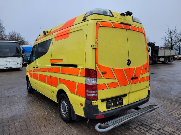 MERCEDES – BENZ SPRINTER 2.2D AMBULANCE (PROFILE) KLIMA 11.2014 EURO 5 - Ambulancia: foto 3 MERCEDES – BENZ SPRINTER 2.2D AMBULANCE (PROFILE) KLIMA 11.2014 EURO 5 - Ambulancia: foto 3