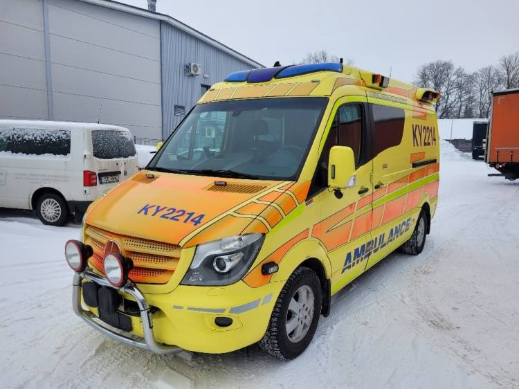 MERCEDES – BENZ SPRINTER 3.0D AMBULANCE (TAMLANS) KLIMA, 11.2016, EURO 6 - Ambulancia: foto 2 MERCEDES – BENZ SPRINTER 3.0D AMBULANCE (TAMLANS) KLIMA, 11.2016, EURO 6 - Ambulancia: foto 2