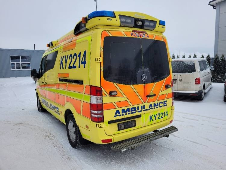 MERCEDES – BENZ SPRINTER 3.0D AMBULANCE (TAMLANS) KLIMA, 11.2016, EURO 6 - Ambulancia: foto 5 MERCEDES – BENZ SPRINTER 3.0D AMBULANCE (TAMLANS) KLIMA, 11.2016, EURO 6 - Ambulancia: foto 5