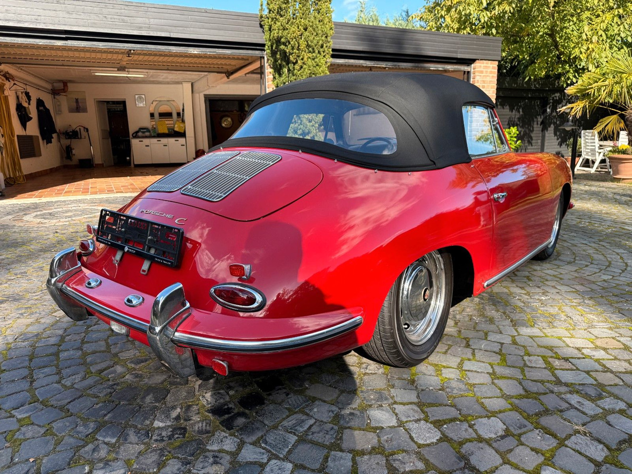 Porsche 356 C / 1600 C Reutter Cabrio Porsche 356 C / 1600 C Reutter Cabrio - Coche: foto 3 Porsche 356 C / 1600 C Reutter Cabrio Porsche 356 C / 1600 C Reutter Cabrio - Coche: foto 3