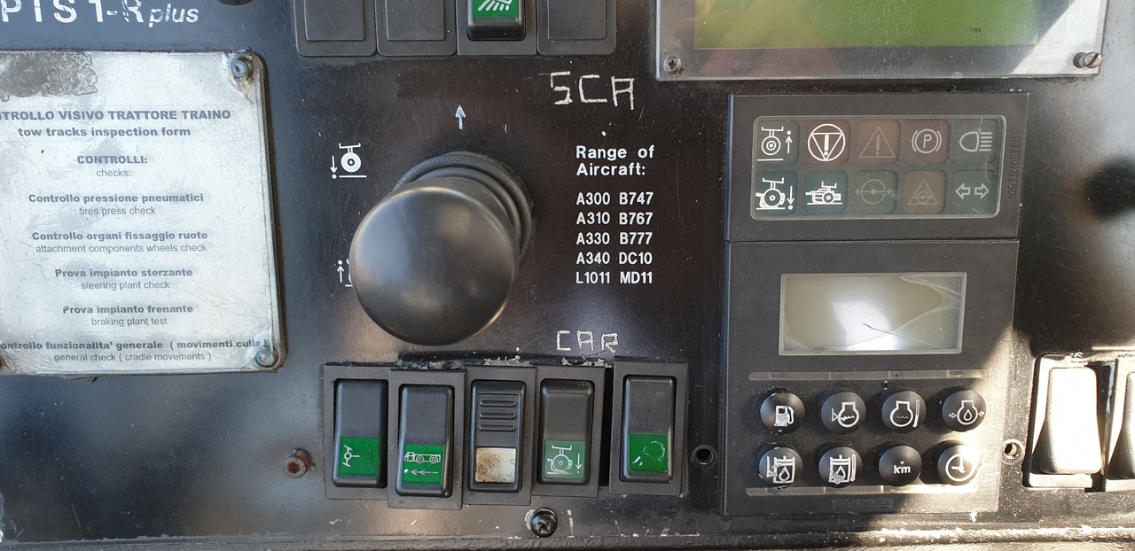 Goldhofer PTS R1 - Remolcador de aviones: foto 5 Goldhofer PTS R1 - Remolcador de aviones: foto 5