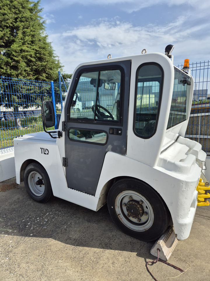 TLD JST30 - Tractor de equipaje: foto 2 TLD JST30 - Tractor de equipaje: foto 2