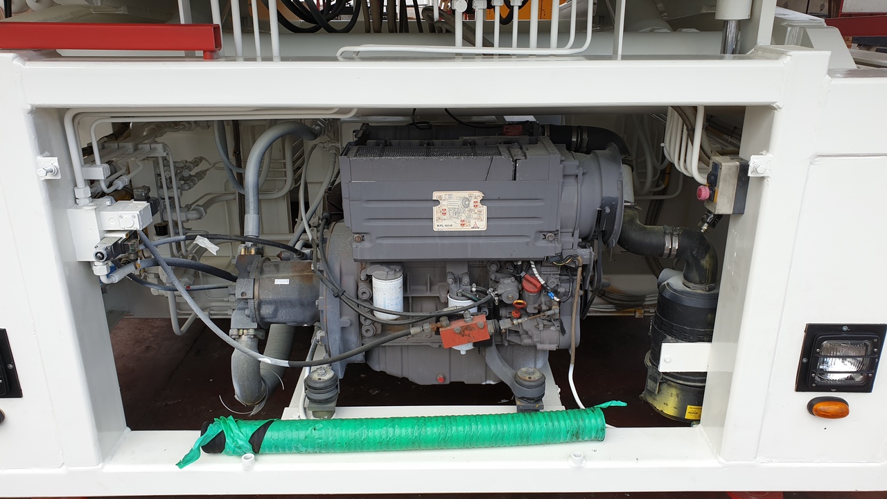 Loader Universal Trepel 70U - Cargadora de contenedores/ Palets: foto 3 Loader Universal Trepel 70U - Cargadora de contenedores/ Palets: foto 3