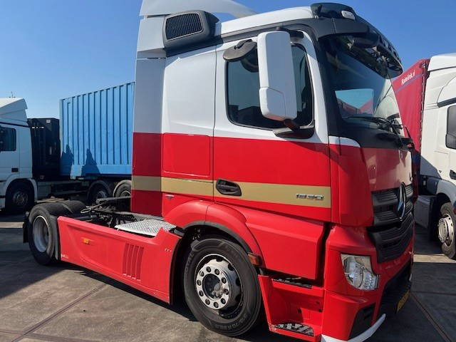 Mercedes-Benz Actros 1830 Actros 1830 LS - Cabeza tractora: foto 2 Mercedes-Benz Actros 1830 Actros 1830 LS - Cabeza tractora: foto 2