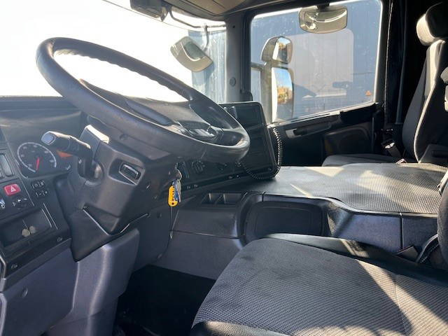 Scania P380 - Cabeza tractora: foto 5 Scania P380 - Cabeza tractora: foto 5
