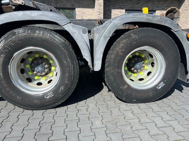 MAN TGA 26.360 .360 6X2 Hooksystem - Camión portacontenedore/ Intercambiable: foto 4 MAN TGA 26.360 .360 6X2 Hooksystem - Camión portacontenedore/ Intercambiable: foto 4