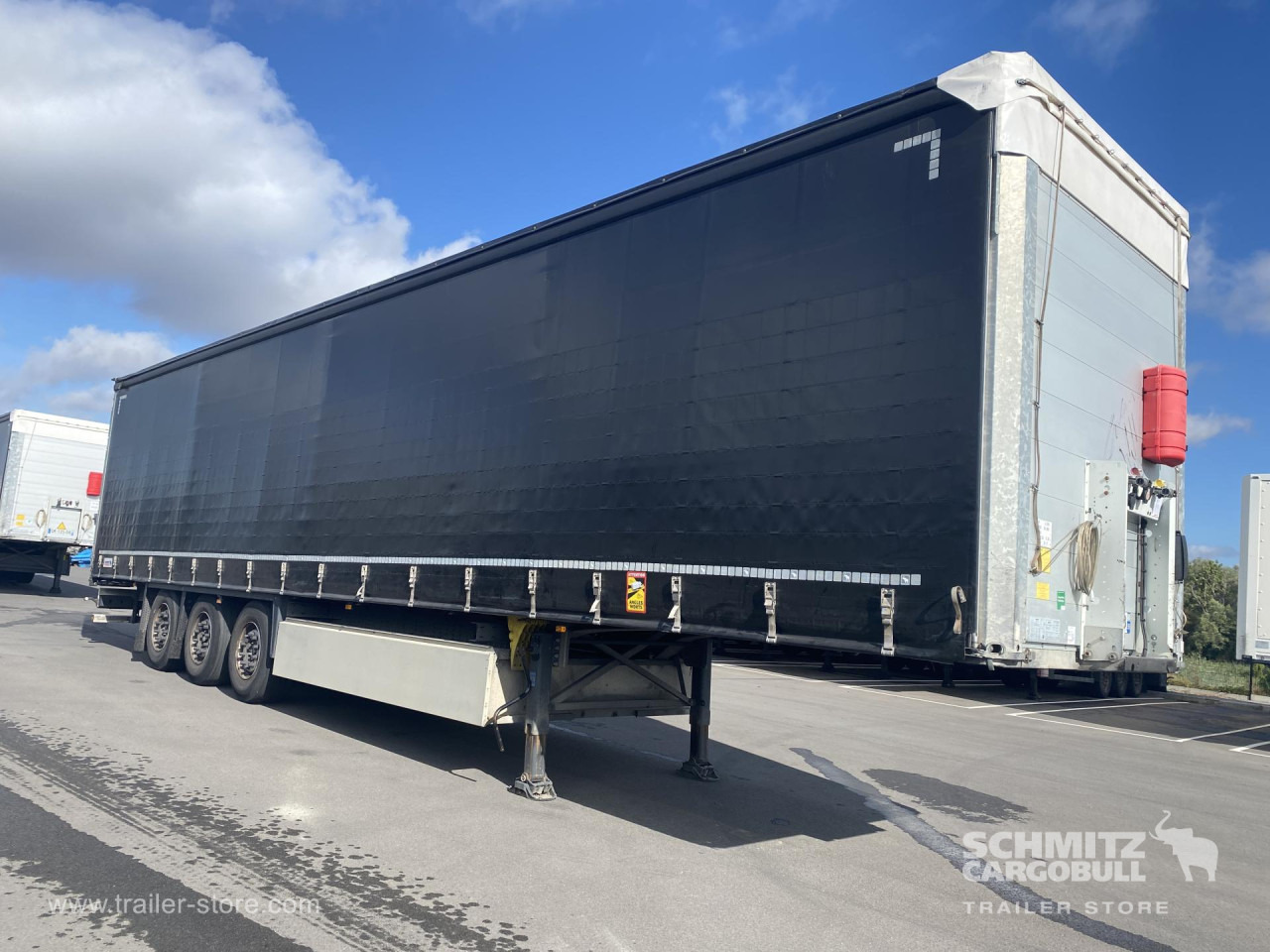 SCHMITZ Curtainsider Standard - Semirremolque lona: foto 1 SCHMITZ Curtainsider Standard - Semirremolque lona: foto 1