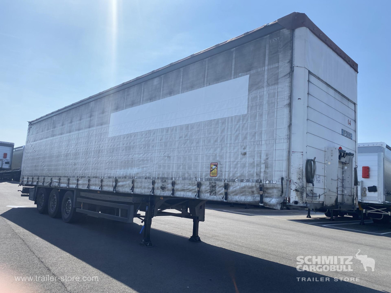 SCHMITZ Curtainsider Standard - Semirremolque lona: foto 1 SCHMITZ Curtainsider Standard - Semirremolque lona: foto 1
