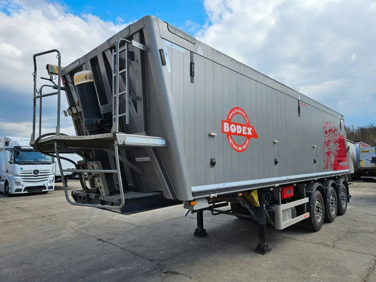 Bodex KIS3B - Semirremolque volquete: foto 1 Bodex KIS3B - Semirremolque volquete: foto 1