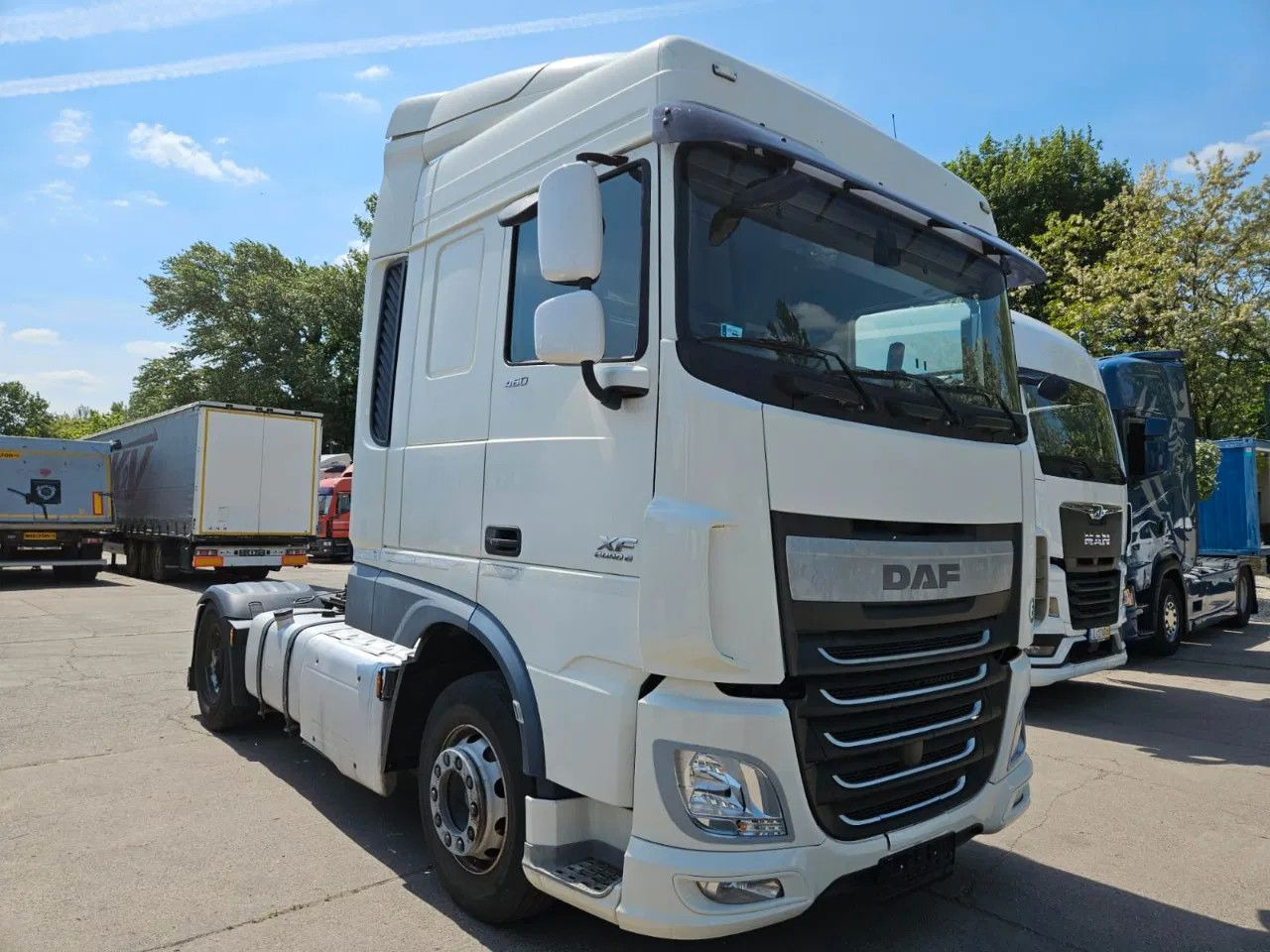 DAF XF 460 Space Cab Standklima 1 units - Cabeza tractora: foto 2 DAF XF 460 Space Cab Standklima 1 units - Cabeza tractora: foto 2