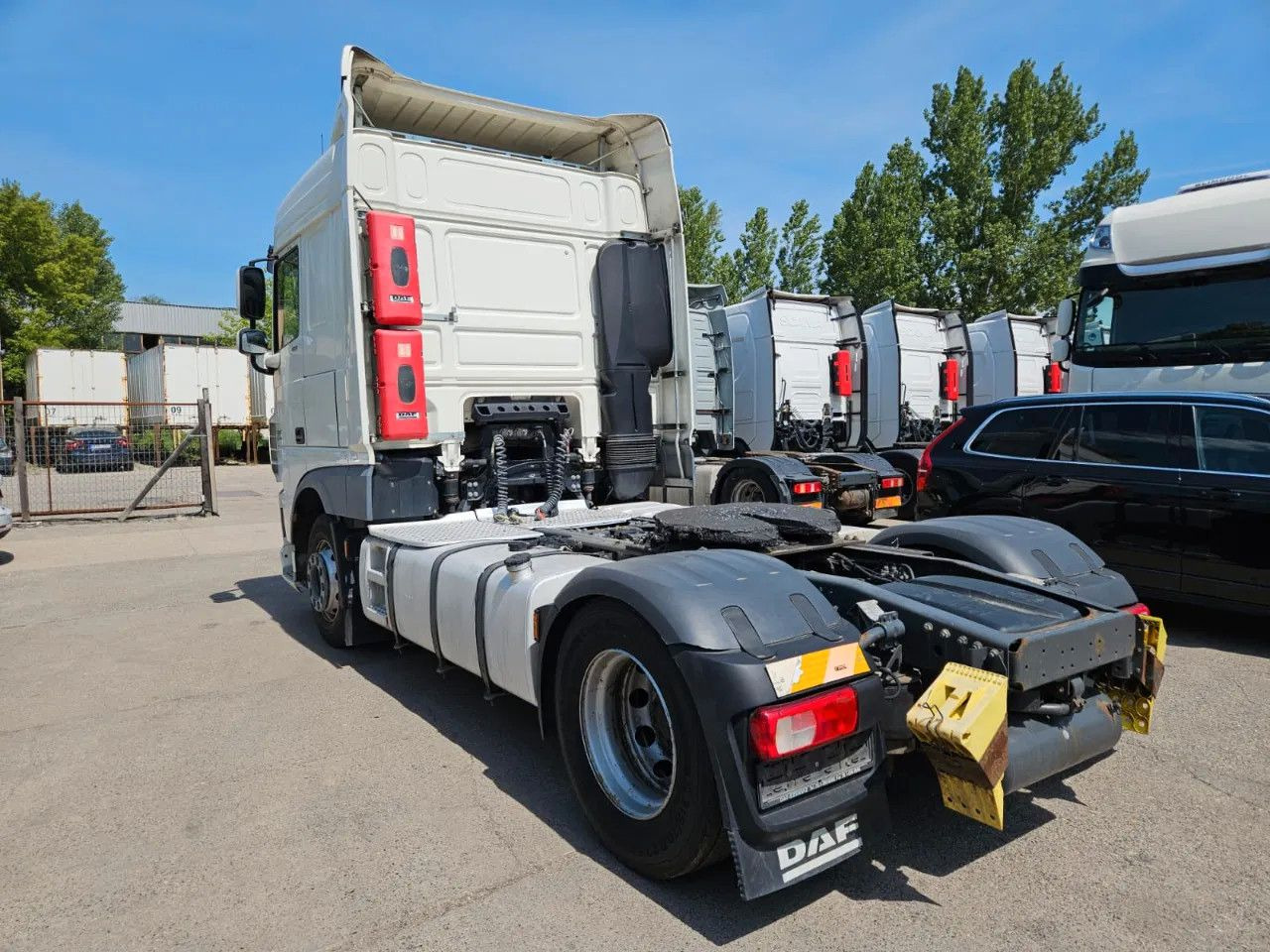 DAF XF 460 Space Cab Standklima 2 units - Cabeza tractora: foto 3 DAF XF 460 Space Cab Standklima 2 units - Cabeza tractora: foto 3