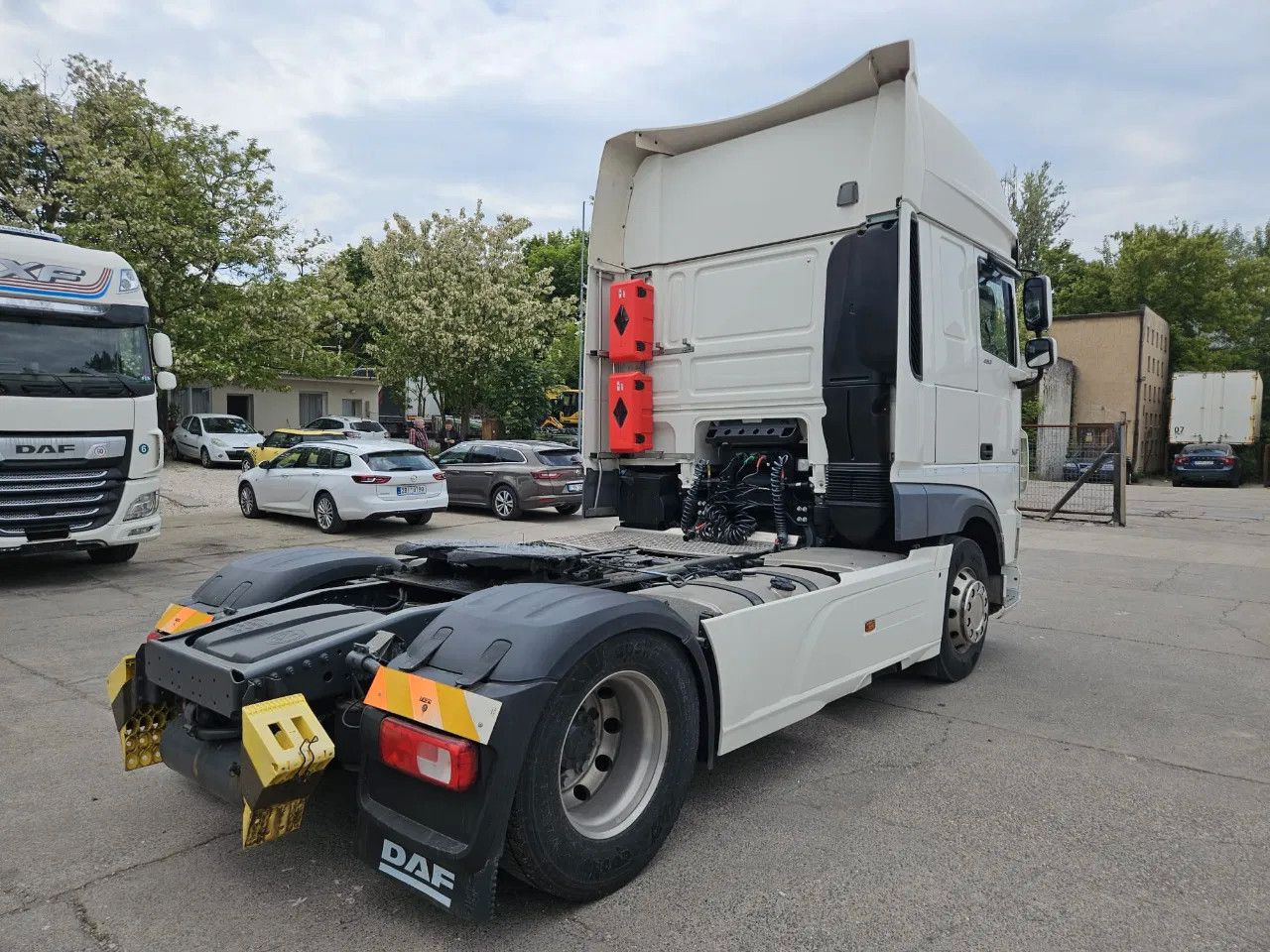 DAF XF 480 SSC Full Spoiler Alloy wheels Standklima - Cabeza tractora: foto 3 DAF XF 480 SSC Full Spoiler Alloy wheels Standklima - Cabeza tractora: foto 3