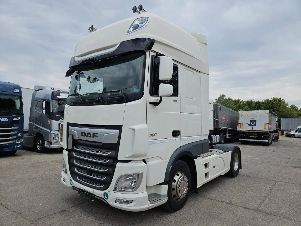 DAF XF 480 SSC Full Spoiler Alloy wheels Standklima - Cabeza tractora: foto 1 DAF XF 480 SSC Full Spoiler Alloy wheels Standklima - Cabeza tractora: foto 1