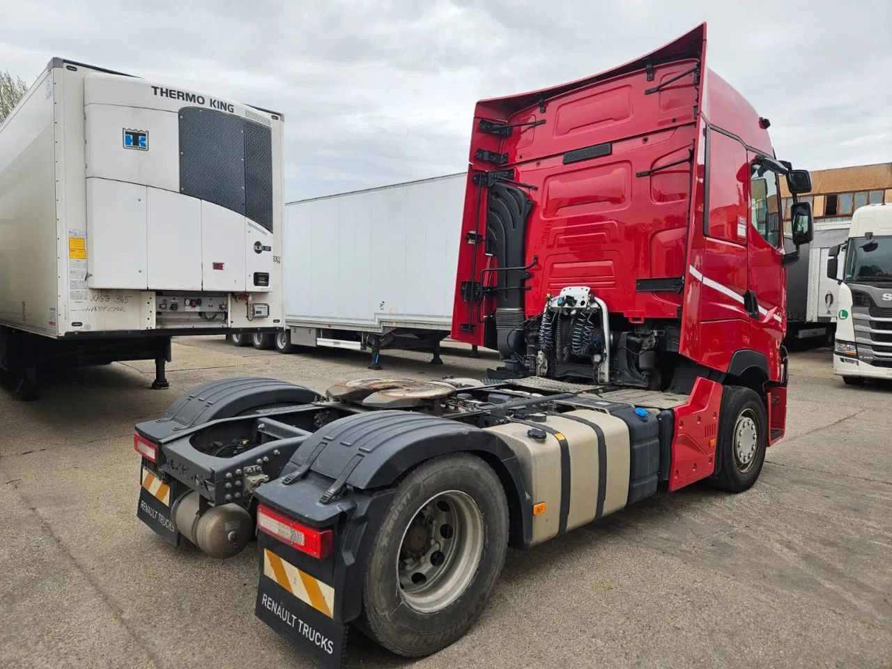Renault T520 HSC, Standard, Retarder - Cabeza tractora: foto 5 Renault T520 HSC, Standard, Retarder - Cabeza tractora: foto 5