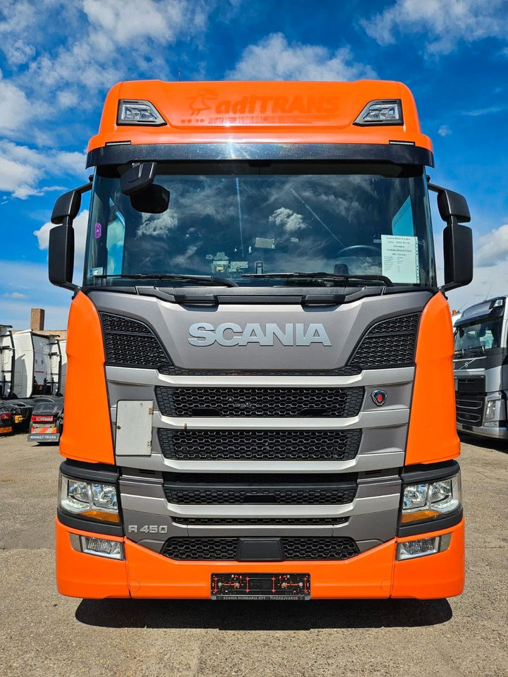 Scania R450 PTO, Standklima, Navi, New Smart2 tachograp - Cabeza tractora: foto 3 Scania R450 PTO, Standklima, Navi, New Smart2 tachograp - Cabeza tractora: foto 3