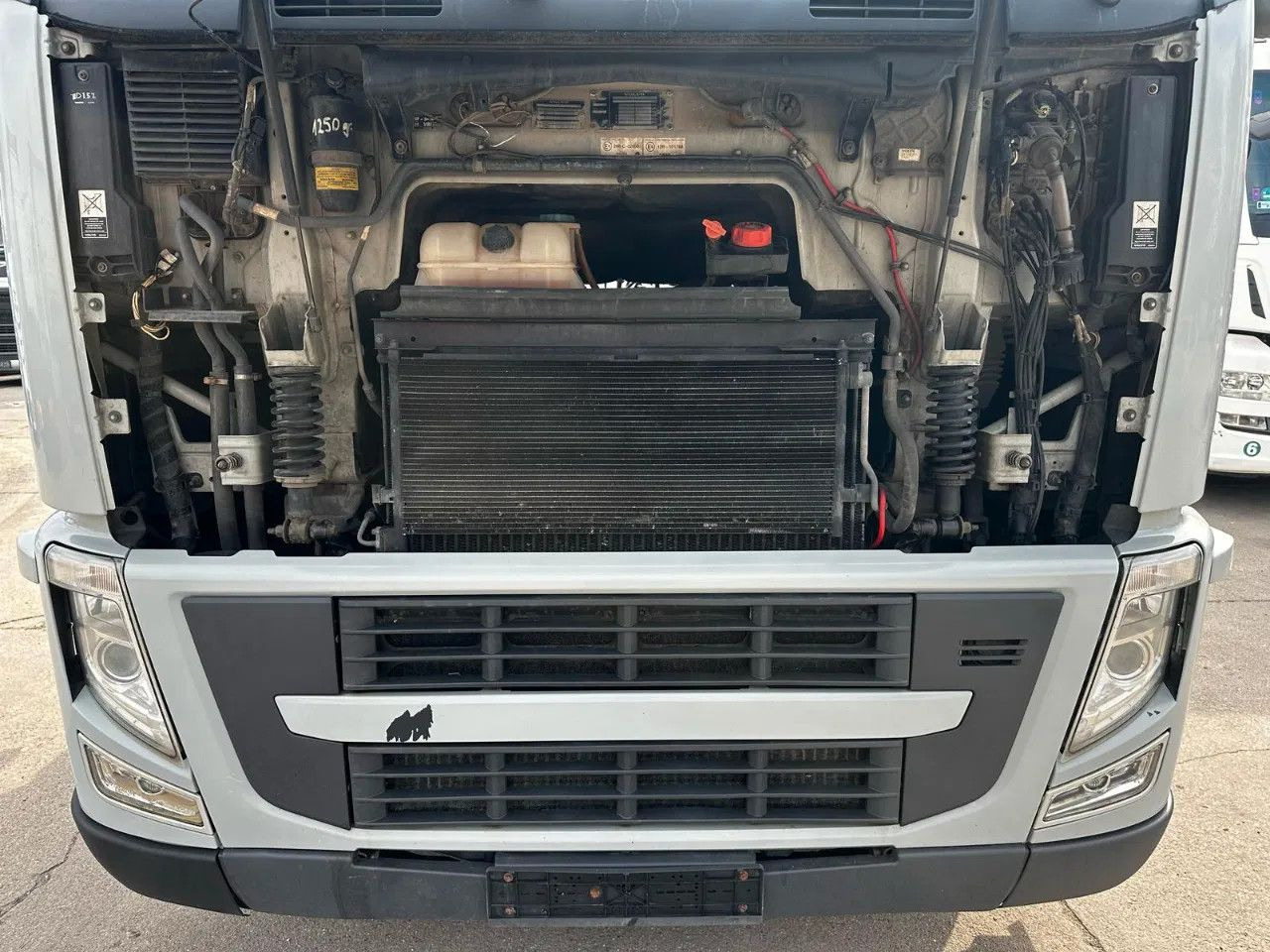 Volvo FH 13.460 Standard Euro 5 - Cabeza tractora: foto 3 Volvo FH 13.460 Standard Euro 5 - Cabeza tractora: foto 3