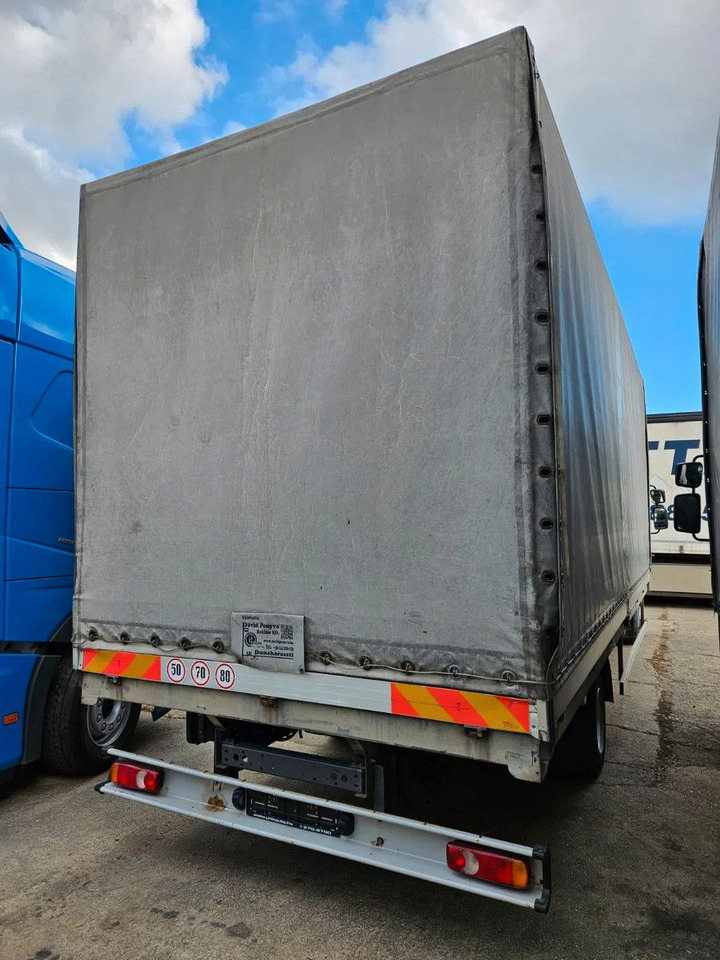 DAF LF 45.210 12t Euro5 EEV - Camión lona: foto 4 DAF LF 45.210 12t Euro5 EEV - Camión lona: foto 4