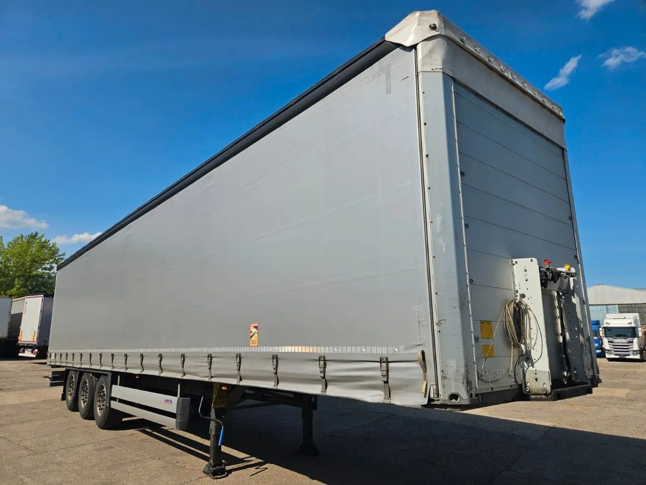 Schmitz Cargobull SCB S3T Standard 14 units! Lifting Axle A&C, XL - Semirremolque lona: foto 1 Schmitz Cargobull SCB S3T Standard 14 units! Lifting Axle A&C, XL - Semirremolque lona: foto 1