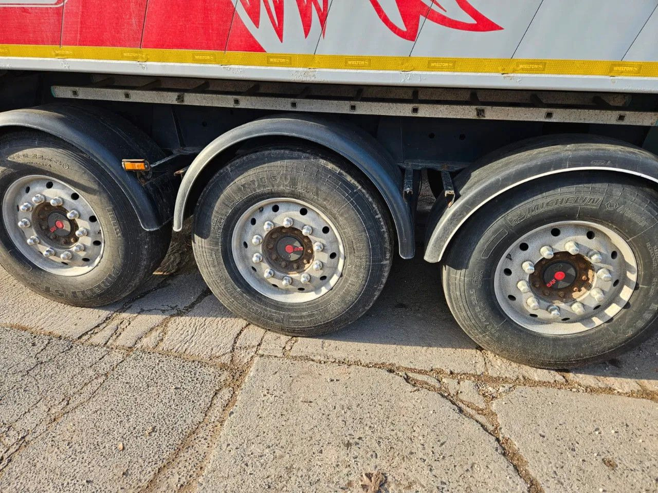 Semirremolque volquete Wielton NW-3 38m3 Lifting Axle, Alloy w.: foto 9 Semirremolque volquete Wielton NW-3 38m3 Lifting Axle, Alloy w.: foto 9