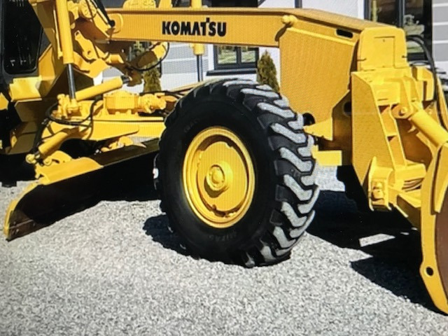 Komatsu GD530A mit 5-Zahn Heckaufreißer - Grader: foto 2 Komatsu GD530A mit 5-Zahn Heckaufreißer - Grader: foto 2