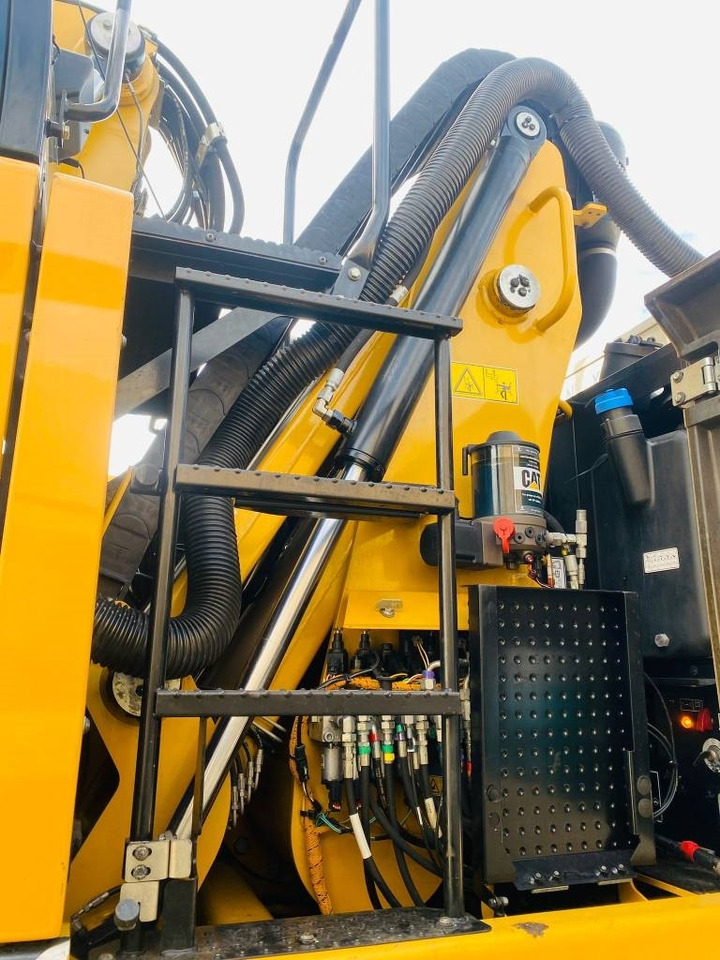 Manipulador de materiales CAT mh3024: foto 8