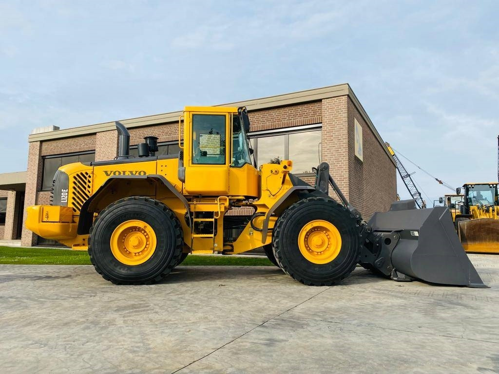Volvo L 120e cdc steering - Cargadora de ruedas: foto 4 Volvo L 120e cdc steering - Cargadora de ruedas: foto 4