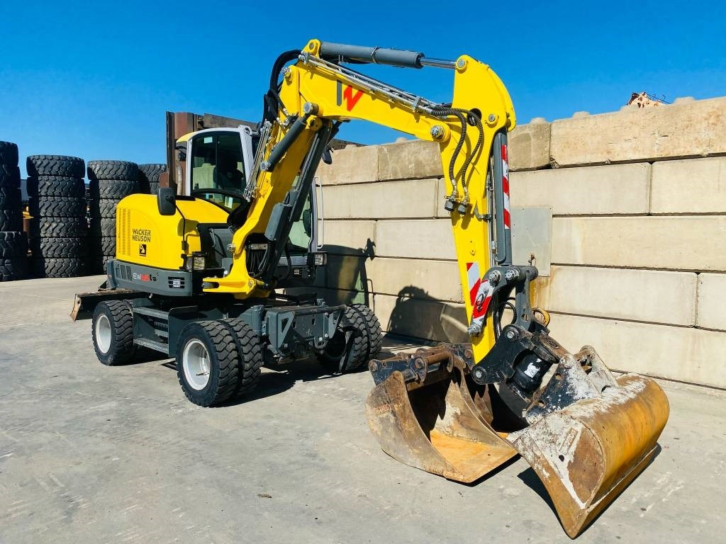 Wacker Neuson EW 65 - Excavadora de ruedas: foto 4 Wacker Neuson EW 65 - Excavadora de ruedas: foto 4
