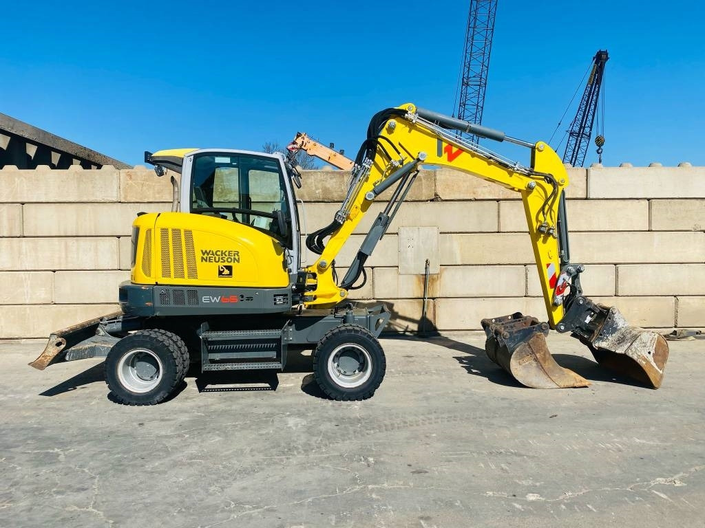 Wacker Neuson EW 65 - Excavadora de ruedas: foto 2 Wacker Neuson EW 65 - Excavadora de ruedas: foto 2