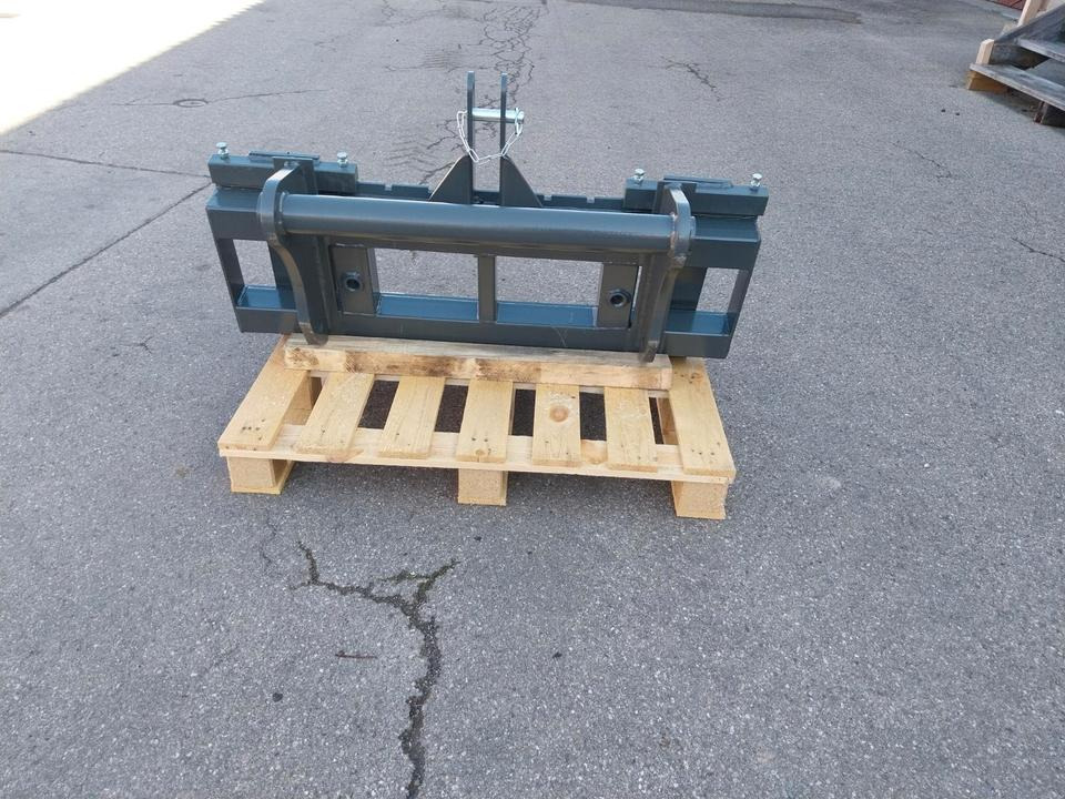 Adapter Manitou Teleskoplader auf 3 Punkt Kat II Palettengabel - Acoplamiento rápido: foto 3 Adapter Manitou Teleskoplader auf 3 Punkt Kat II Palettengabel - Acoplamiento rápido: foto 3