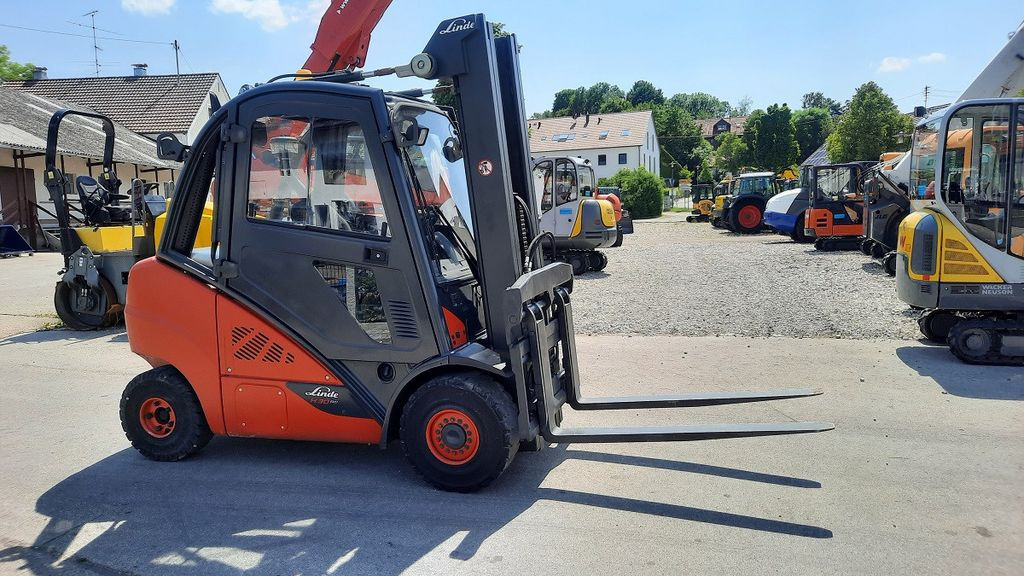 Linde H30D Triplex sehr schön - Carretilla elevadora diésel: foto 4 Linde H30D Triplex sehr schön - Carretilla elevadora diésel: foto 4