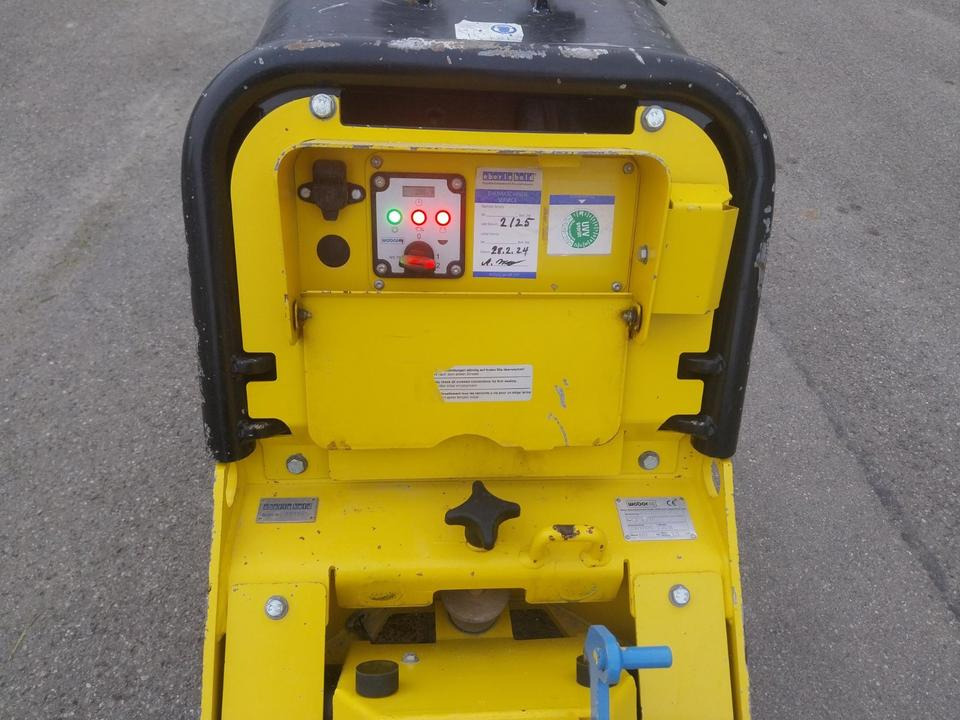 Rüttelplatte Weber CR8 Stampfer Verdichter Vibrationsplatte - Plancha reversible: foto 5 Rüttelplatte Weber CR8 Stampfer Verdichter Vibrationsplatte - Plancha reversible: foto 5