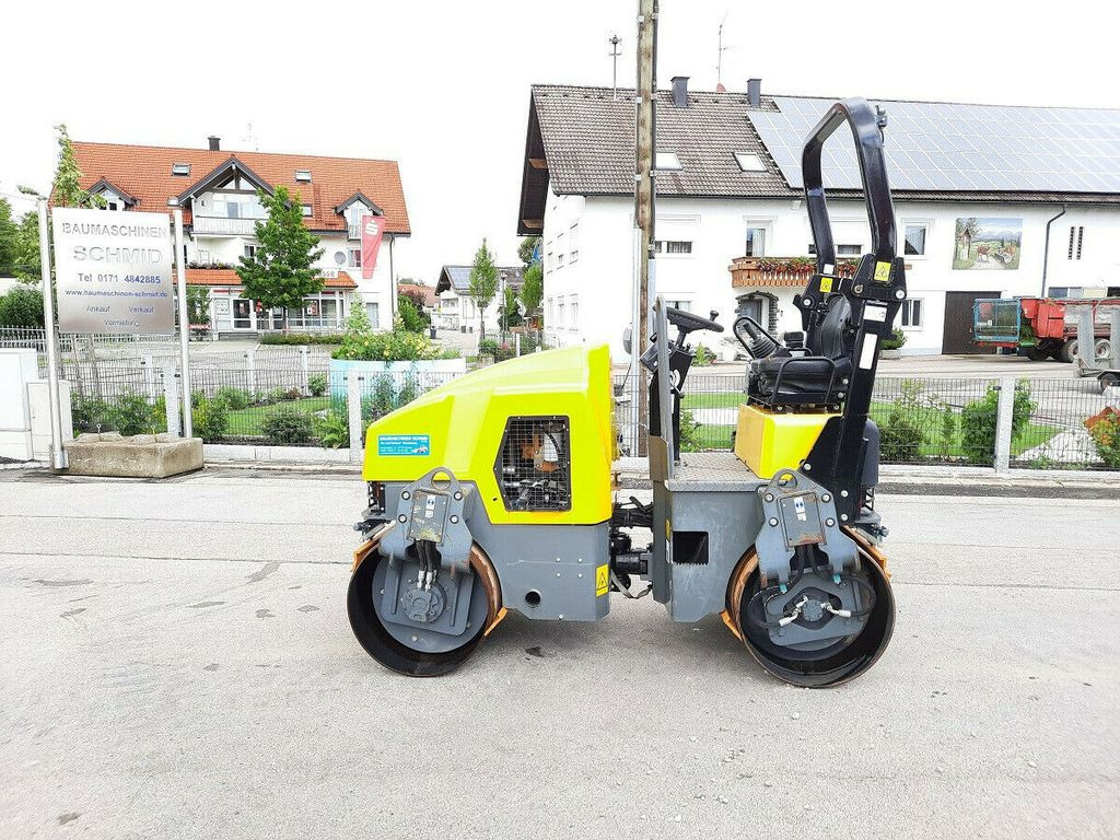 Wacker RD 27-120, neuer Motor 1 Stunde - Rodillo: foto 1 Wacker RD 27-120, neuer Motor 1 Stunde - Rodillo: foto 1