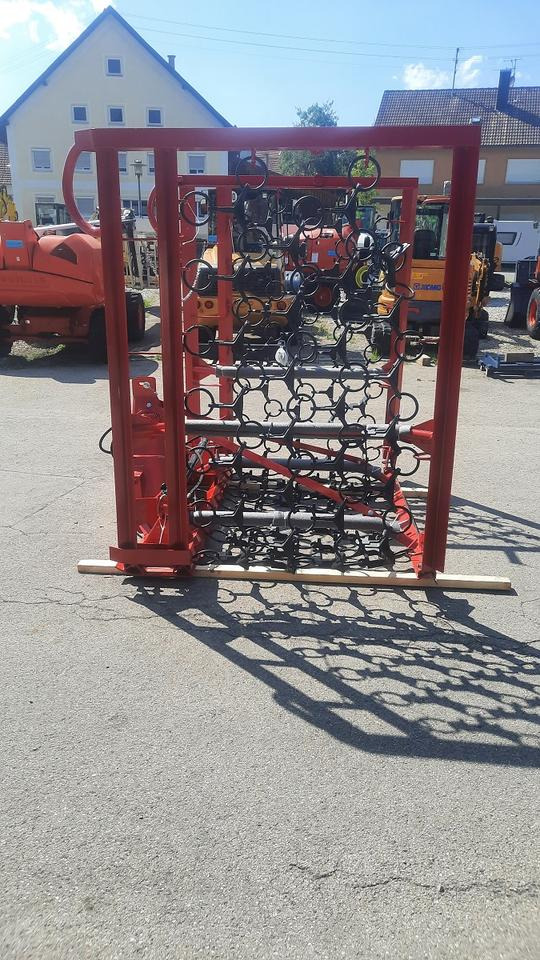 Neue Wiesenegge 6m hydraulisch Wiesenschleppe Fendt Schlepper - Rastra de cadenas: foto 2 Neue Wiesenegge 6m hydraulisch Wiesenschleppe Fendt Schlepper - Rastra de cadenas: foto 2