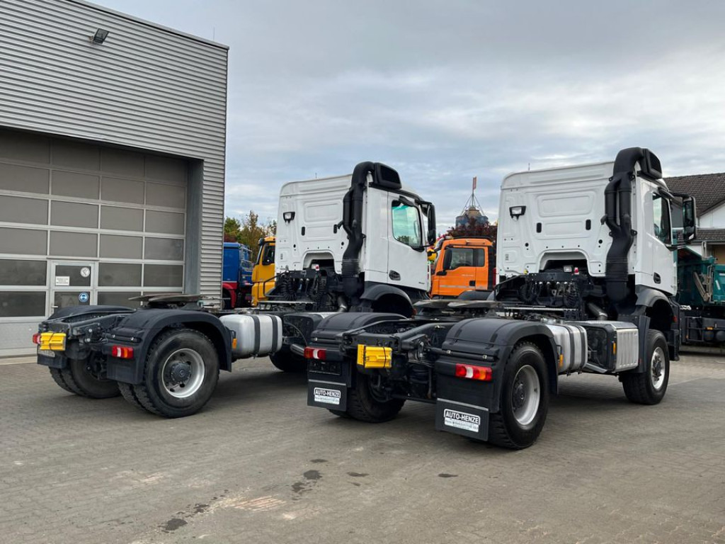MERCEDES-BENZ Arocs 2043 AS 4x4 SZM nur 133TKM ! Kipphydraulik - Cabeza tractora: foto 5 MERCEDES-BENZ Arocs 2043 AS 4x4 SZM nur 133TKM ! Kipphydraulik - Cabeza tractora: foto 5