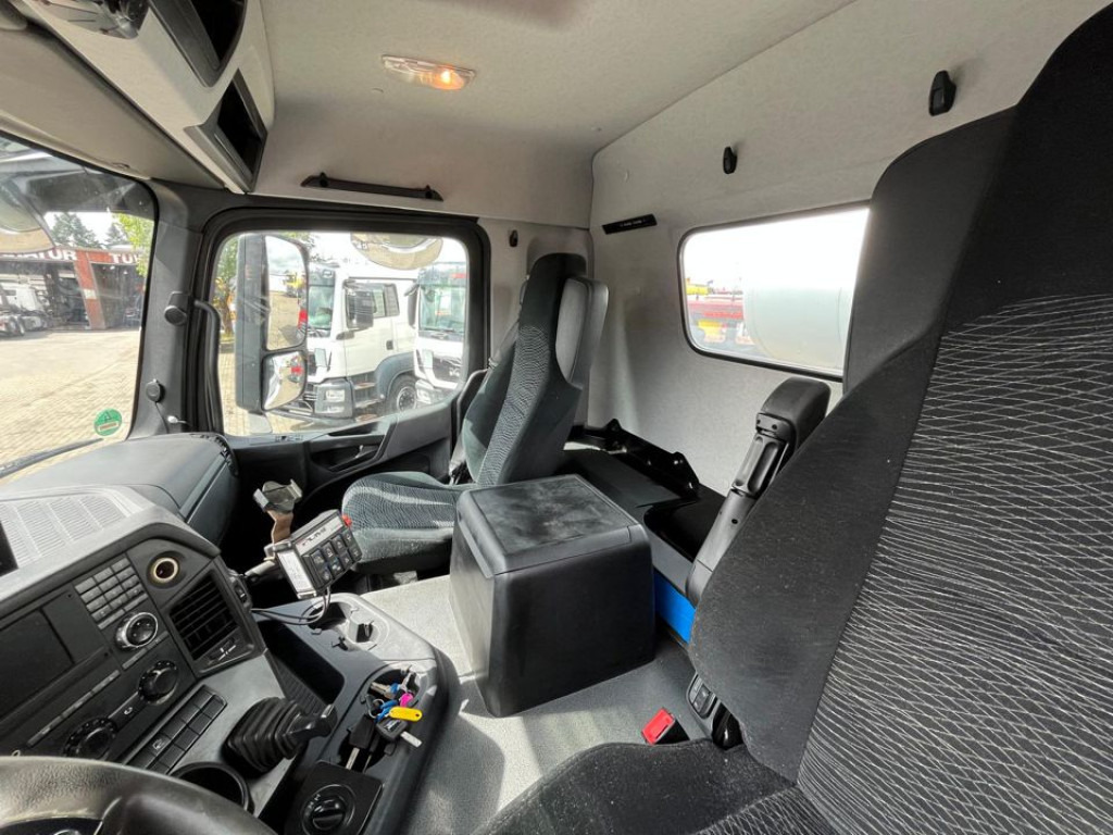 MERCEDES-BENZ Arocs 3240 B 8x4 Betonmischer Deutsch Top AP Achsen - Camión: foto 2 MERCEDES-BENZ Arocs 3240 B 8x4 Betonmischer Deutsch Top AP Achsen - Camión: foto 2