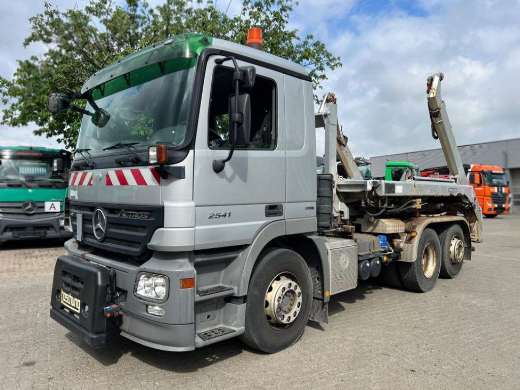 Mercedes-Benz Actros 2641 L 6x2 Abrollkipper 159TKM kuz.Radsta - Camión: foto 1 Mercedes-Benz Actros 2641 L 6x2 Abrollkipper 159TKM kuz.Radsta - Camión: foto 1